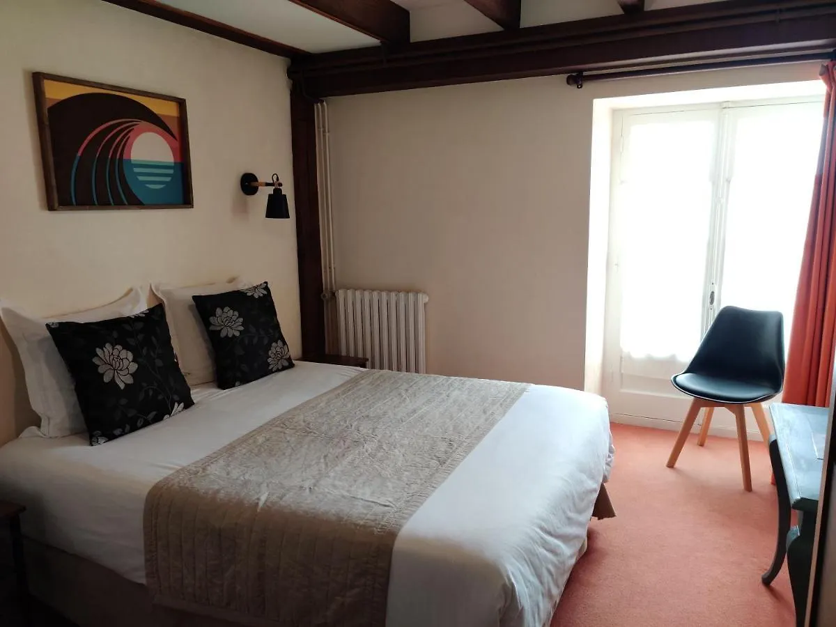 **  Hotel Du Tertre Mont-Dol Francia